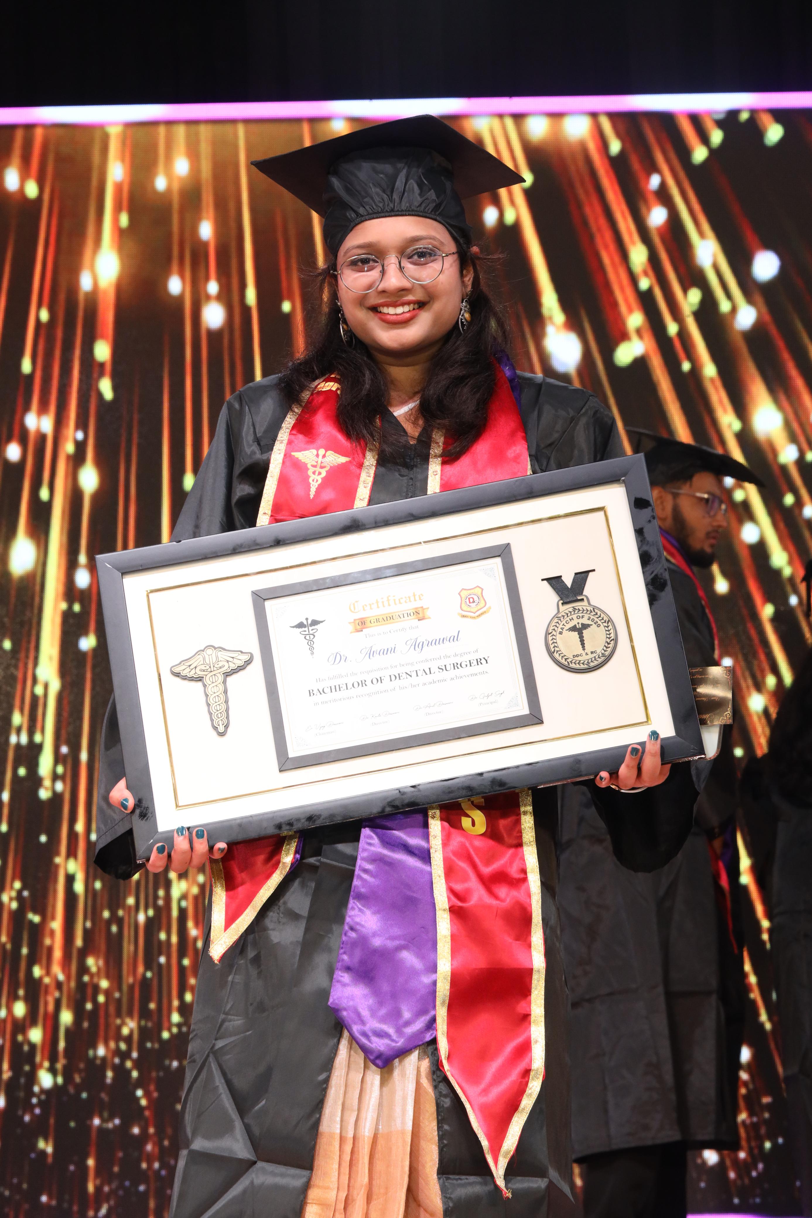 Dr. Avani Agrawal BDS Degree & Medal Daswani Dental College